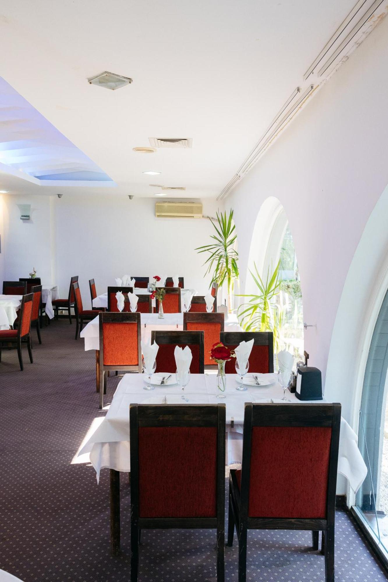 Hotel Gradche Kocani Bagian luar foto